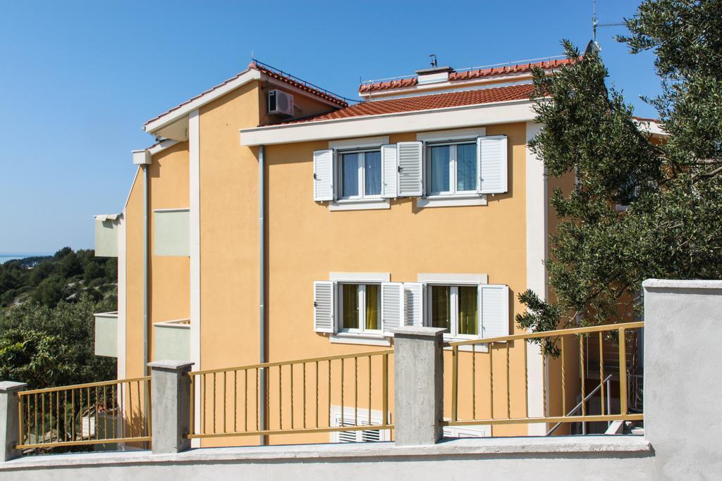 Vila Tatinja Apartment Trogir Exterior photo